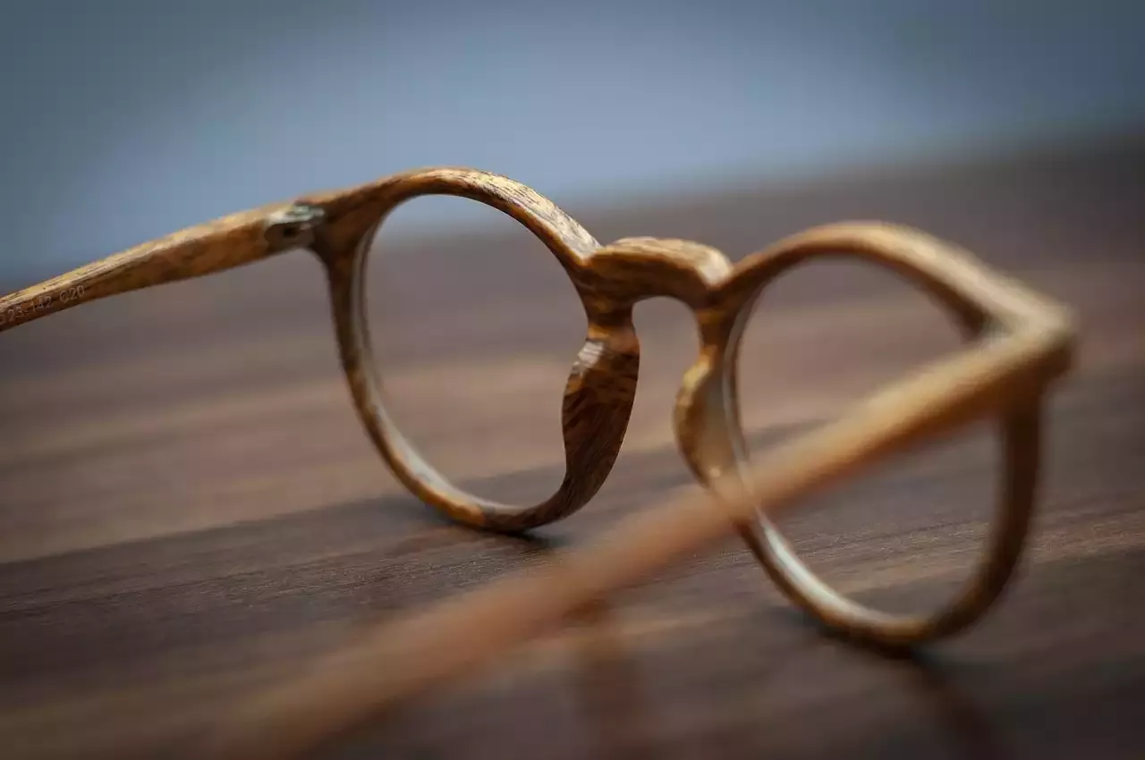 Top 5 Designer Prescription Glasses to Elevate Your Everyday Style